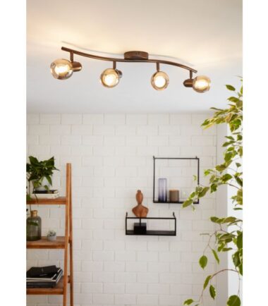 5c1772a57e0220.95055945-120-0001